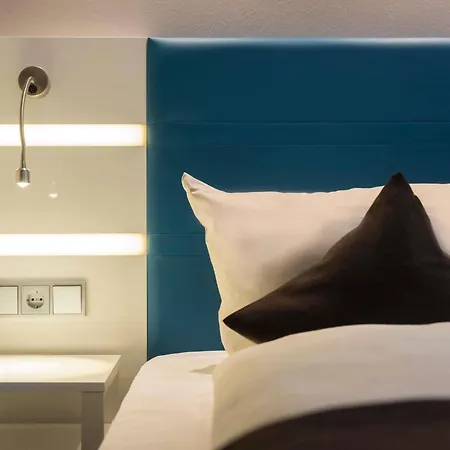 Ibis Styles Cologne Airport-2