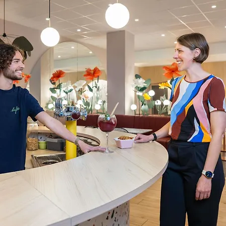 Ibis Styles Strasbourg Centre République-3