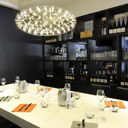 Mercure Nantes Centre Gare-2
