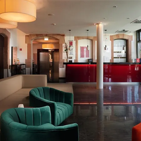 Novina Hotel Tillypark-3