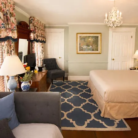 Inn On Bellevue (Adults Only)-2