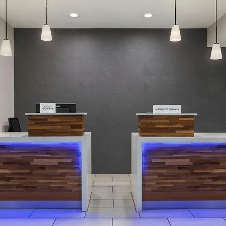 Springhill Suites Dallas Arlington North-3