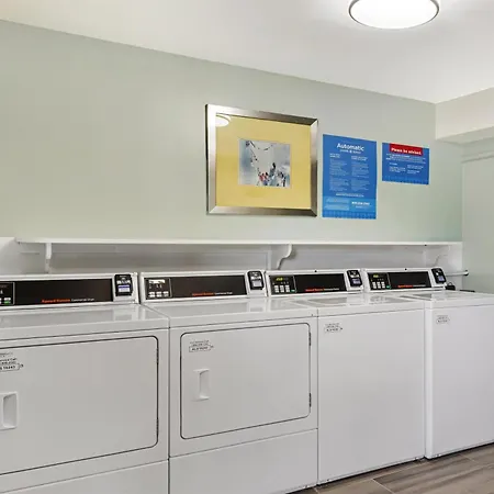 Best Western Plus Chesapeake Bay-Norfolk-3