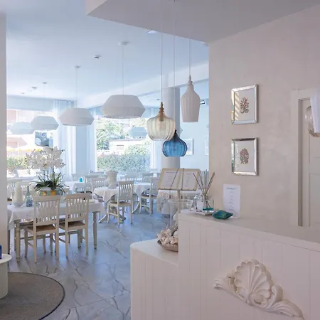 Hotel Riviera-2