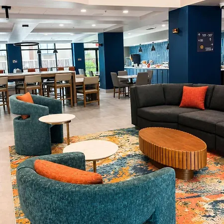 La Quinta Inn & Suites By Wyndham Duluth-Atlanta-2