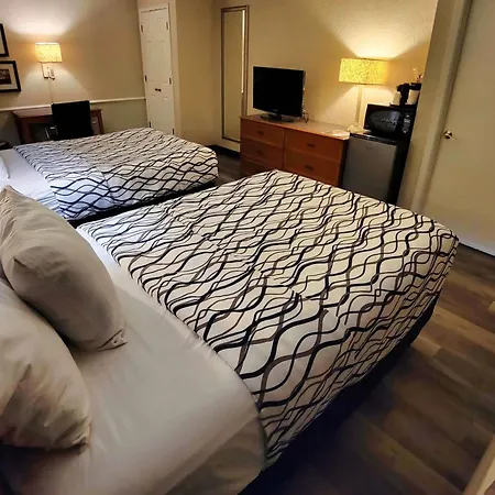 Travelodge By Wyndham Amarillo West Medical Center-2
