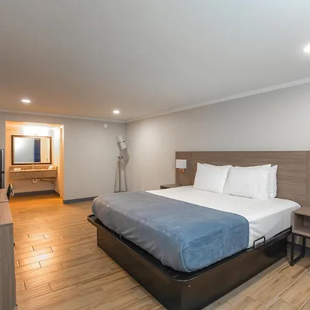 Economy Suites Springfield - Extended Stay-3
