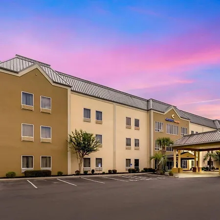 Comfort Suites At The University-2