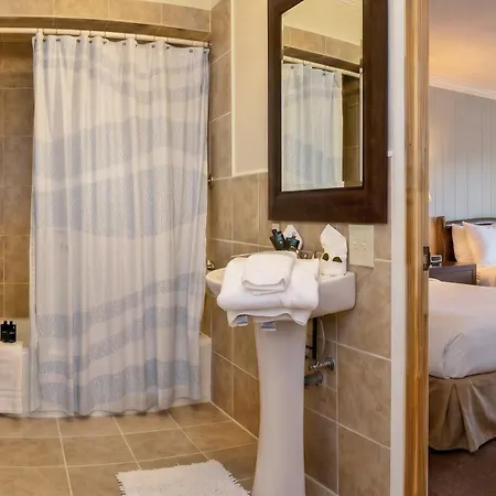 Gauthier'S Saranac Lake Inn-3