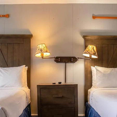 Gauthier'S Saranac Lake Inn-2