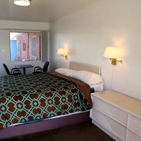 Safari Motor Inn - Joshua Tree-2
