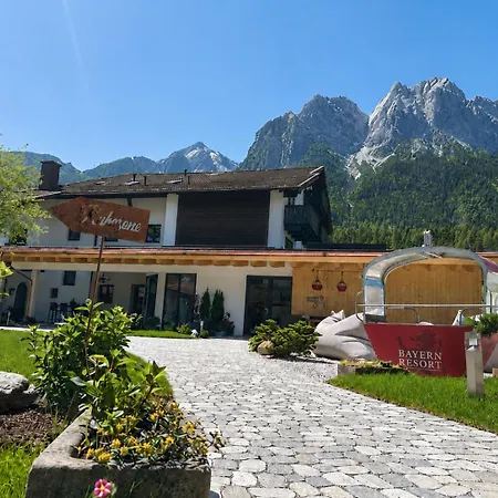 Bayern Resort Hotel - Adults only - mit Zugspitzblick - Eibsee-Nähe - Wellnessbereich - Naturpool im Sommer-2
