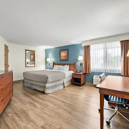 Quality Inn & Suites Black River Falls I-94-3