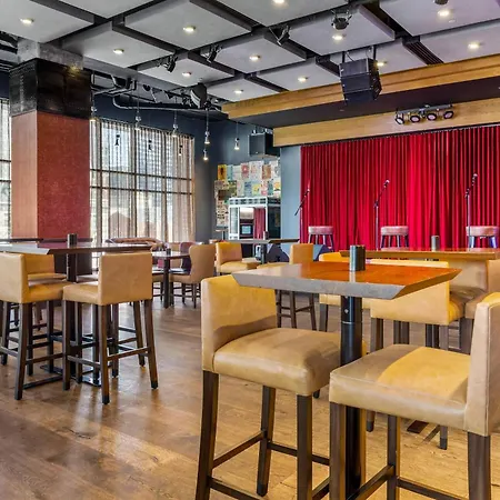 Cambria Hotel Nashville Downtown-3