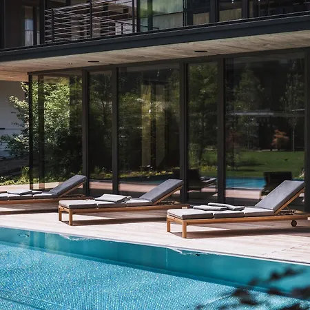 Zelloon Boutique Hotel-2