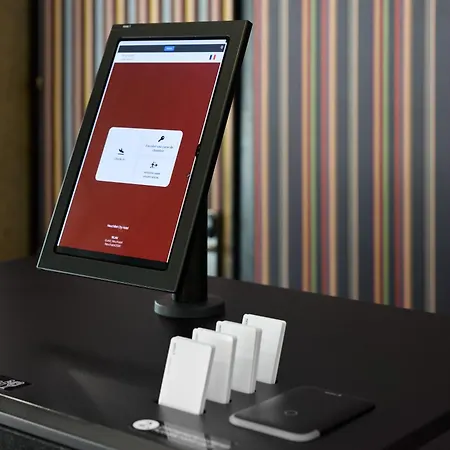 Neuchâtel City Hôtel-3