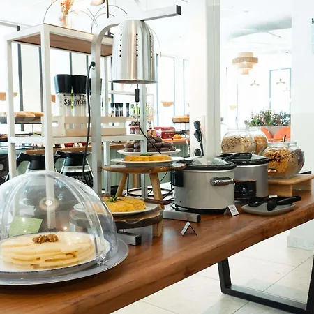 Ibis Styles Sevilla City Santa Justa-3