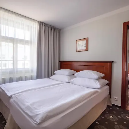 Hotel Lunik-2