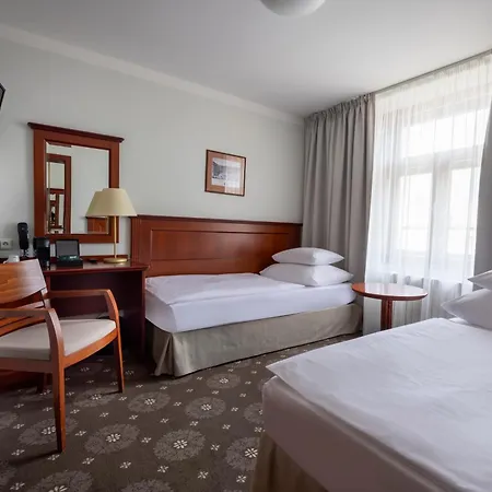 Hotel Lunik-3