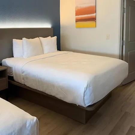 Comfort Inn & Suites Concord - Kannapolis-3