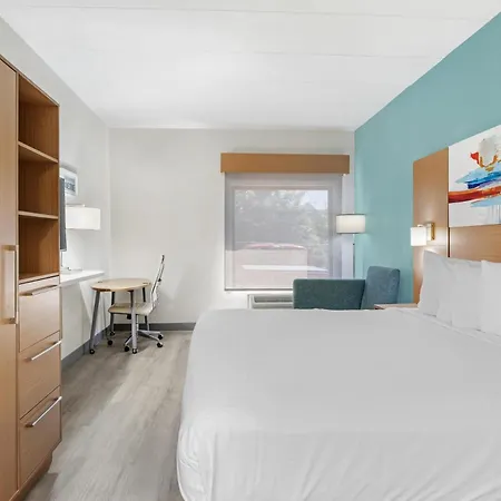 Best Western Plus Executive Hotel Richmond-2