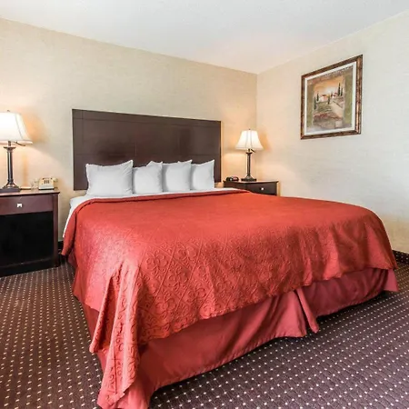 Quality Inn & Suites Erie Near Casino-3