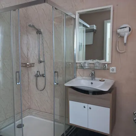 Hotel Marina-2
