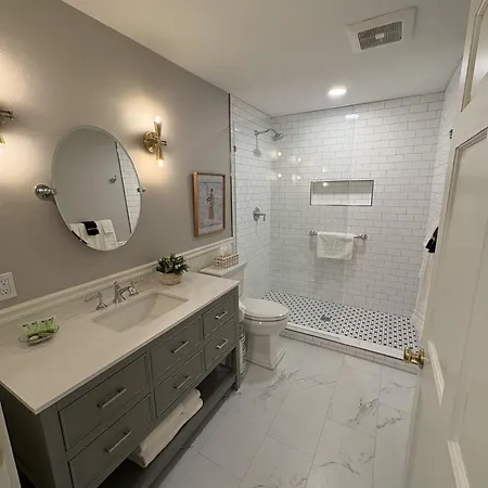 Maplewood Hotel-3