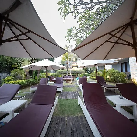 Padang Padang Inn-3