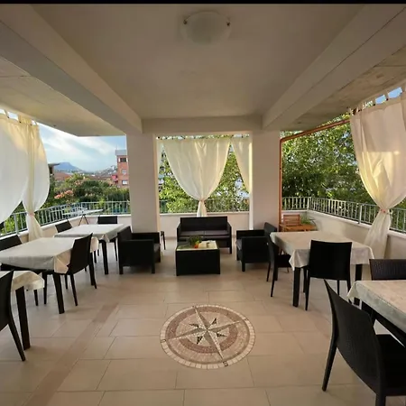B&B Angelina-3