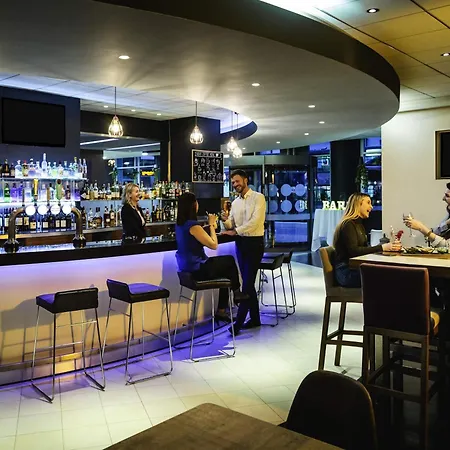 Novotel Reading Centre-3