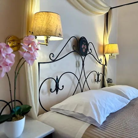 Acropole Delphi City Hotel-3