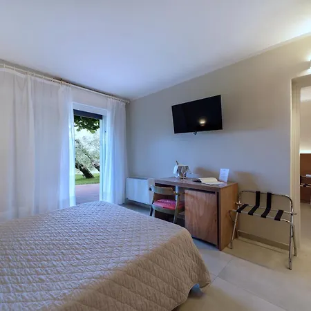 Hotel Fabricia-3
