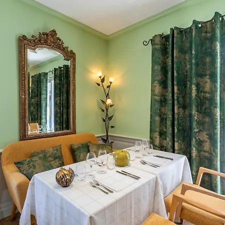 Logis Hôtel La Bastide De Grignan&Restaurant La Chênaie-3