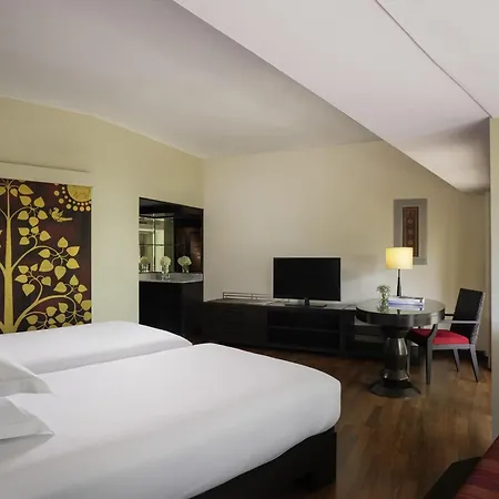 Pullman Phuket Karon Beach Resort-3