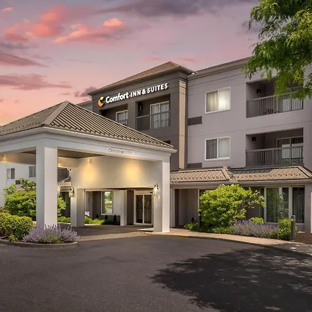 Comfort Inn & Suites Bethlehem Lehigh Valley Airport-2