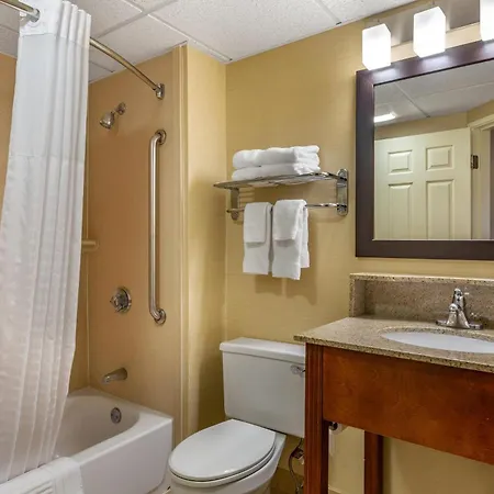 Comfort Inn Rockland - Boston-3