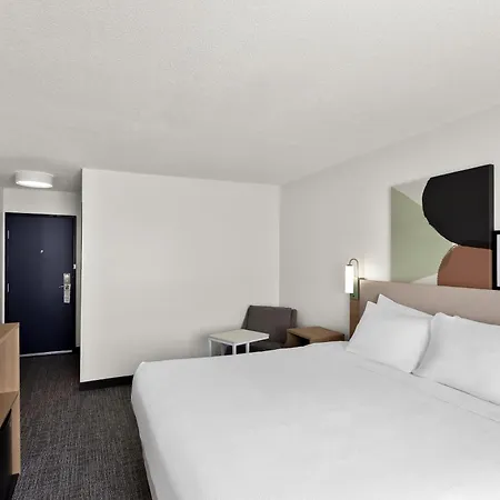 Spark By Hilton Beckley-2