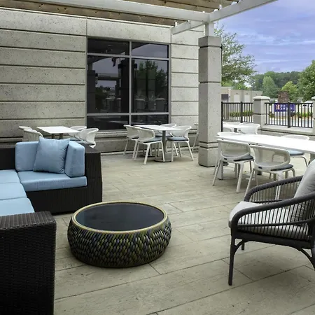 Hilton Garden Inn Jackson-2