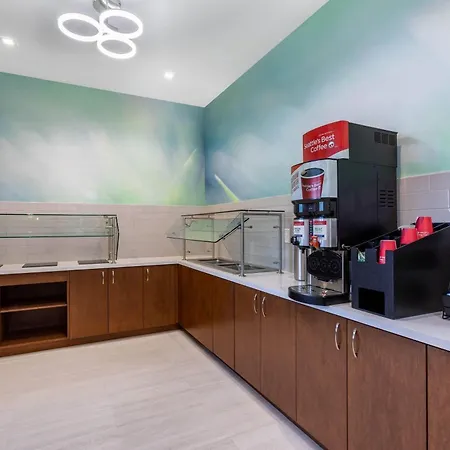 Wyndham Garden Miami International Airport-3