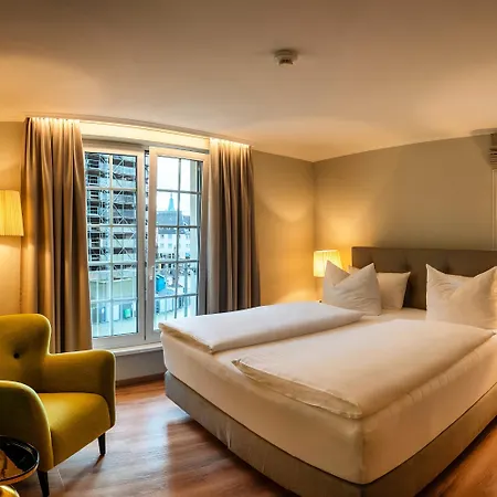 Hotel Rappen am Münsterplatz-3