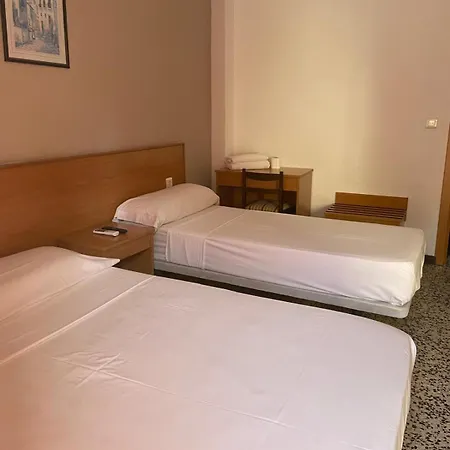 Hotel Iris-2