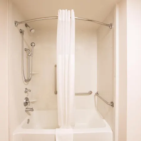 Hampton Inn & Suites Seattle-Downtown-2