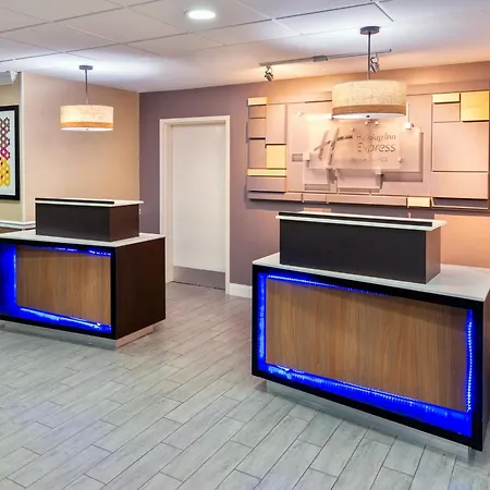 Holiday Inn Express Hotel & Suites Bonita Springs/Naples By Ihg-3