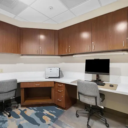 Hampton Inn & Suites Lancaster-3