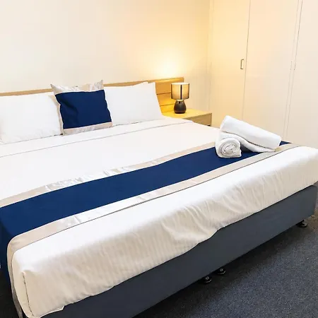 City Edge East Melbourne Apartment Hotel-2