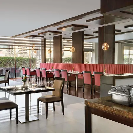 Mövenpick Hotel Apartments Al Mamzar Dubai-2