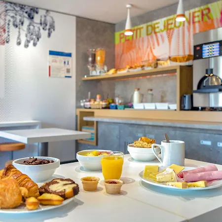 ibis budget Fréjus Capitou A8-3