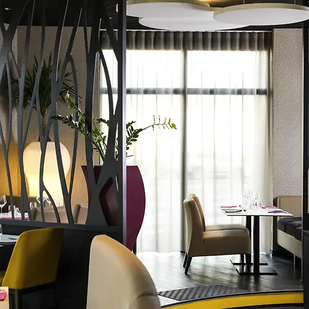 Mercure Cherbourg Centre Port-3