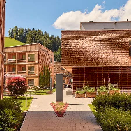 Tirol Lodge-3